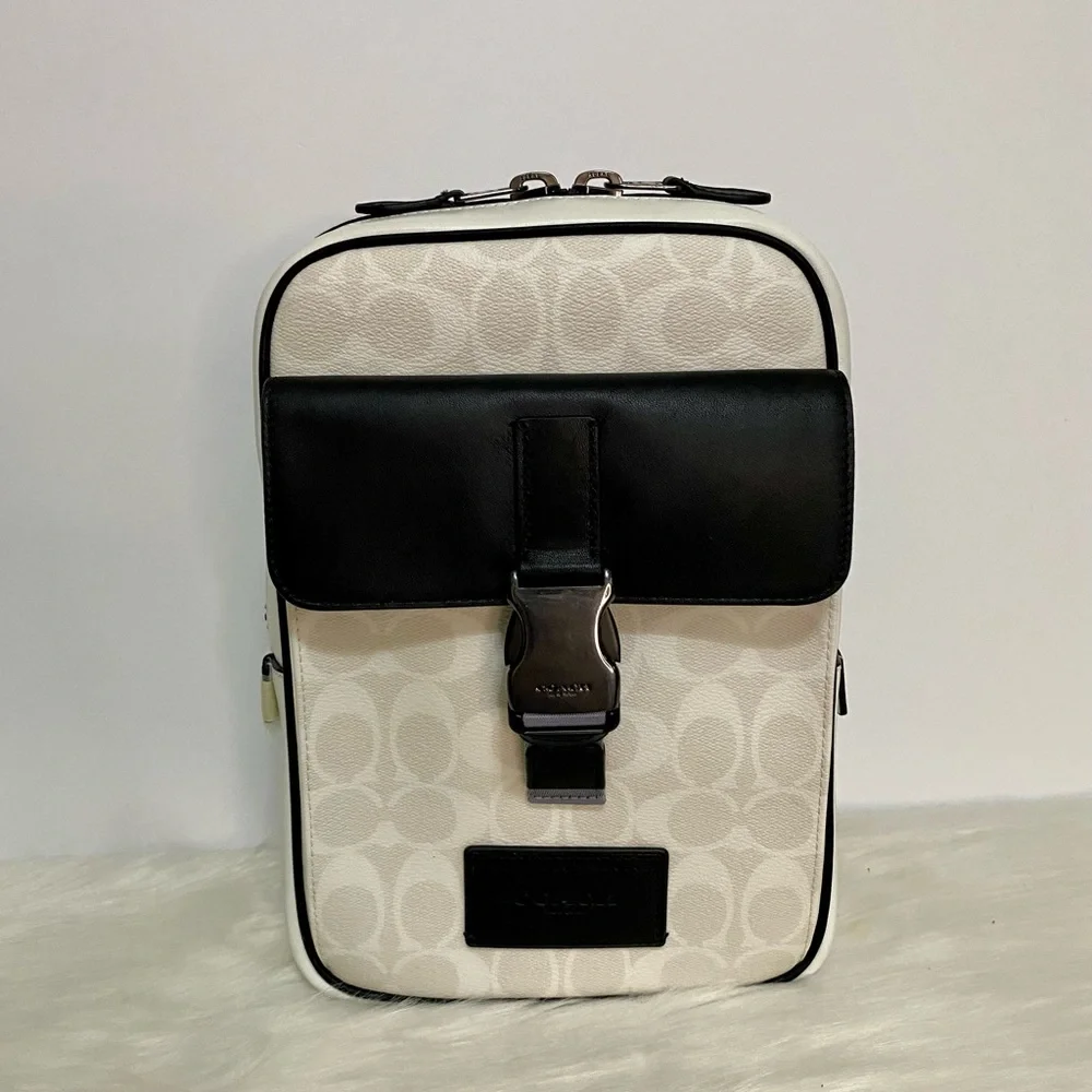 Men’s Coach Backpack Bum Track Pack Color Block Bag White C Monogram NWT - Picture 2 of 13